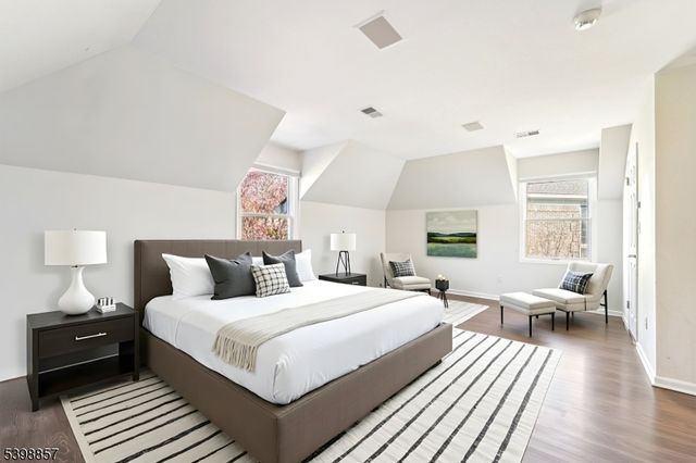 2 Casper Ct, Florham Park Boro, NJ 07932