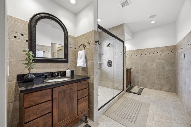 814 Camp Cardinal Road, Iowa City, IA 52246