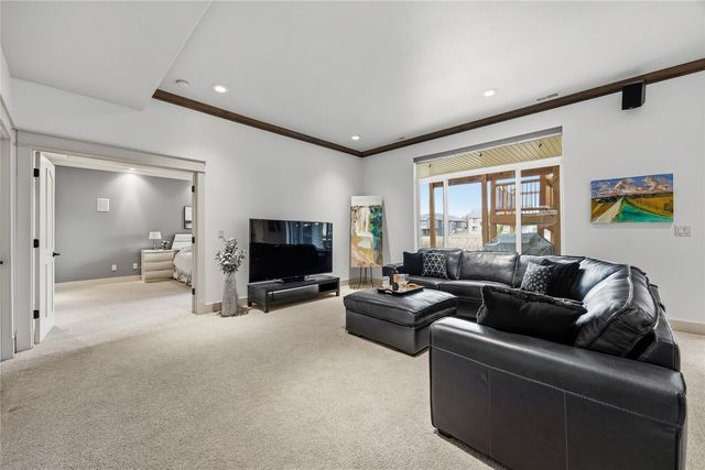 814 Camp Cardinal Road, Iowa City, IA 52246