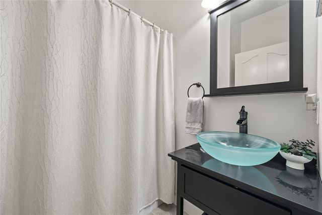 814 Camp Cardinal Road, Iowa City, IA 52246