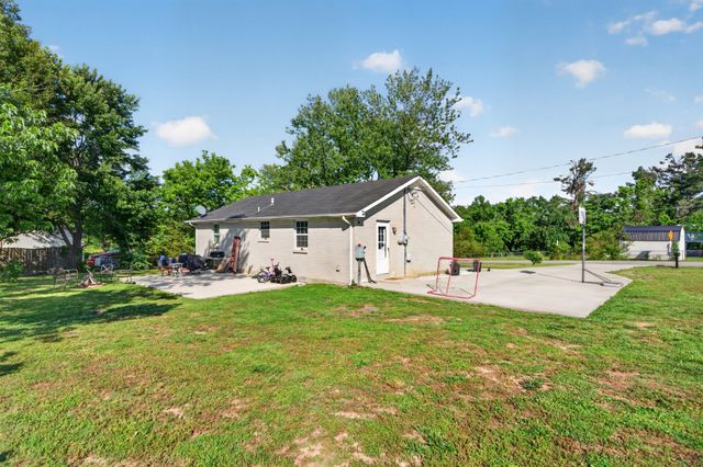 7103 Hall Ln, Fairview, TN 37062
