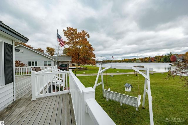 8483 Lakeview, Hale, MI 48739