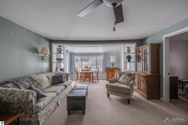 8483 Lakeview, Hale, MI 48739