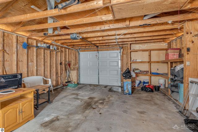 8483 Lakeview, Hale, MI 48739