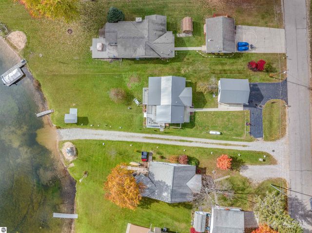 8483 Lakeview, Hale, MI 48739