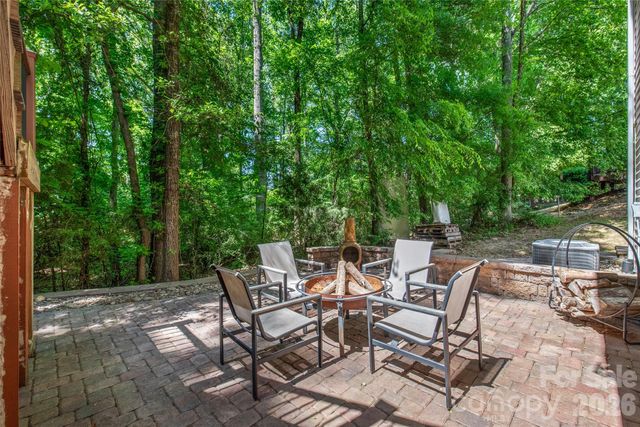 973 Autumn Glen Court, Clover, SC 29710