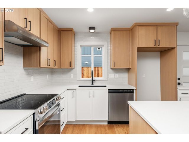 5601 Se Bybee Blvd B, Portland, OR 97202