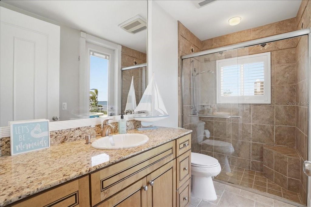 Image 39 of property listing at 3636 FAIR OAKS PLACE, Longboat Key, FL 34228
