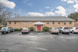 1525 CEDAR CLIFF DR #101, Camp Hill, PA 17011