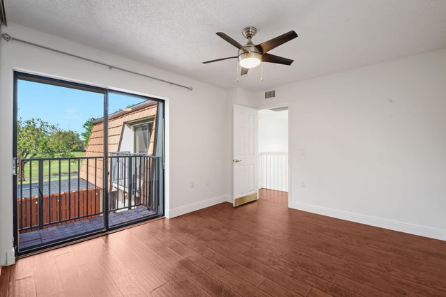 9131 SW 20th Place A, Davie, FL 33324