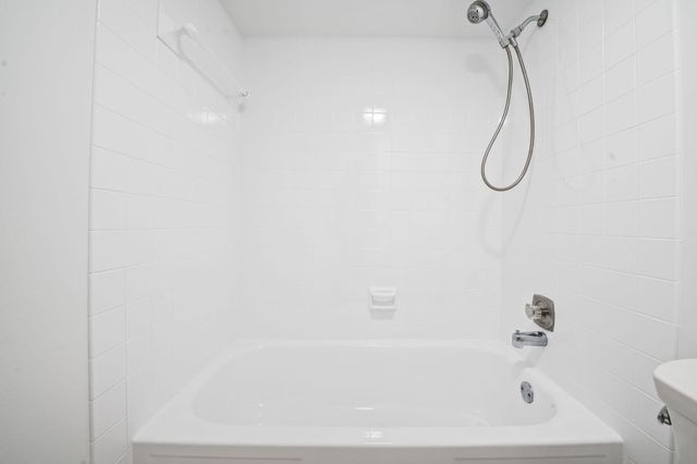 9131 SW 20th Place A, Davie, FL 33324