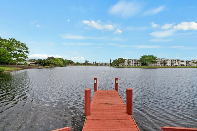 9131 SW 20th Place A, Davie, FL 33324