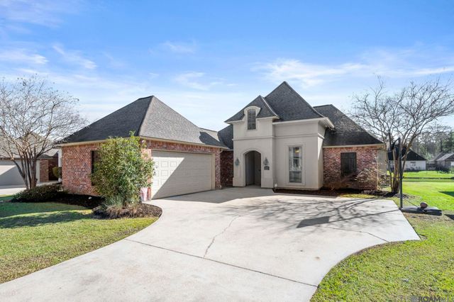 17048 Bentons Ferry Ave, Greenwell Springs, LA 70739