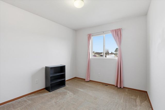 2015 N Bell Rd, Spokane Valley, WA 99016