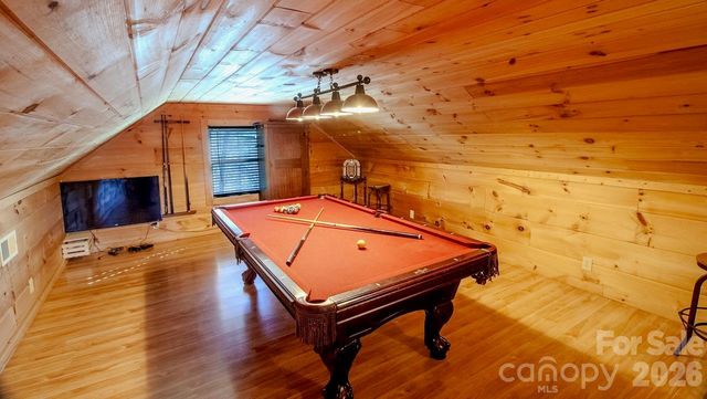 187 Gardeners Cove, Whittier, NC 28789