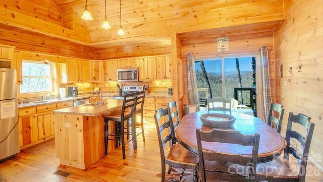 187 Gardeners Cove, Whittier, NC 28789