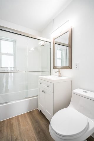 117 S Shore Drive 8, Miami Beach, FL 33141