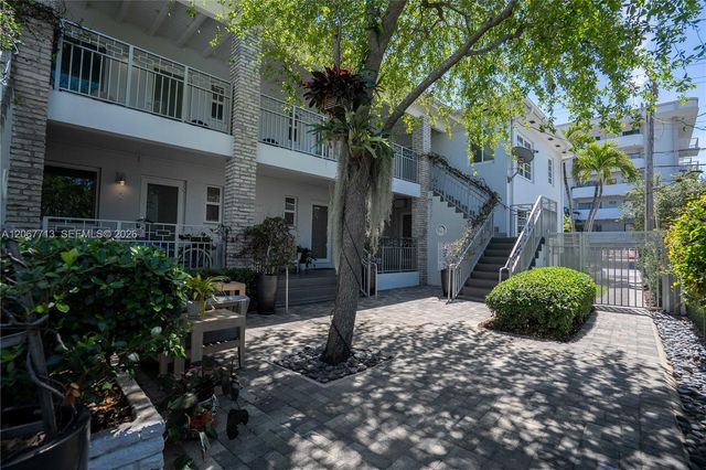 117 S Shore Drive 8, Miami Beach, FL 33141