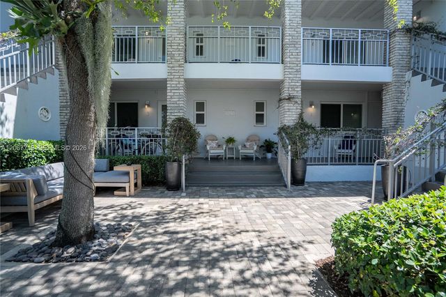 117 S Shore Drive 8, Miami Beach, FL 33141