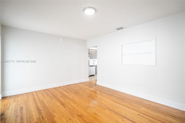 117 S Shore Drive 8, Miami Beach, FL 33141