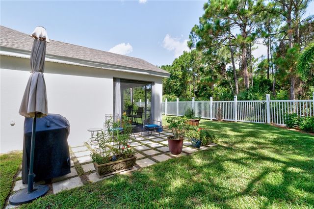 250 Briarcliff Circle, Sebastian, FL 32958