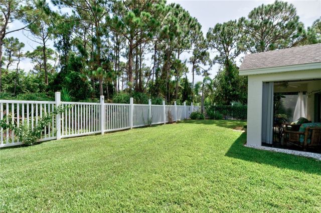 250 Briarcliff Circle, Sebastian, FL 32958