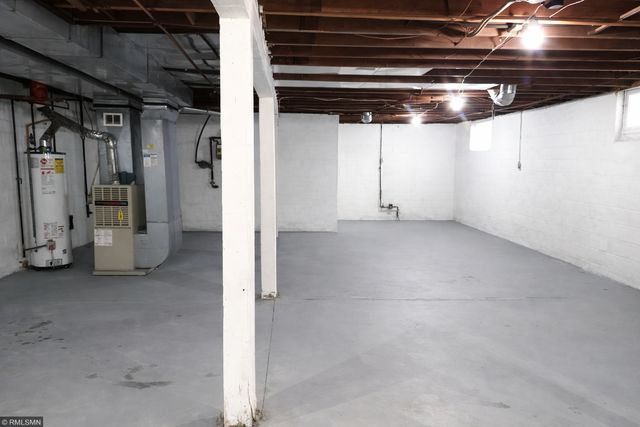 2626 Newton Avenue N, Minneapolis, MN 55411