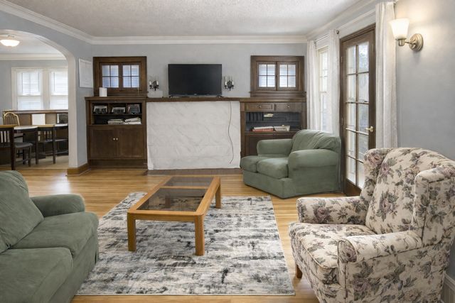 2626 Newton Avenue N, Minneapolis, MN 55411