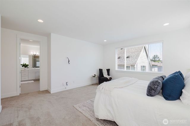 23621 SE 269th Court, Maple Valley, WA 98038