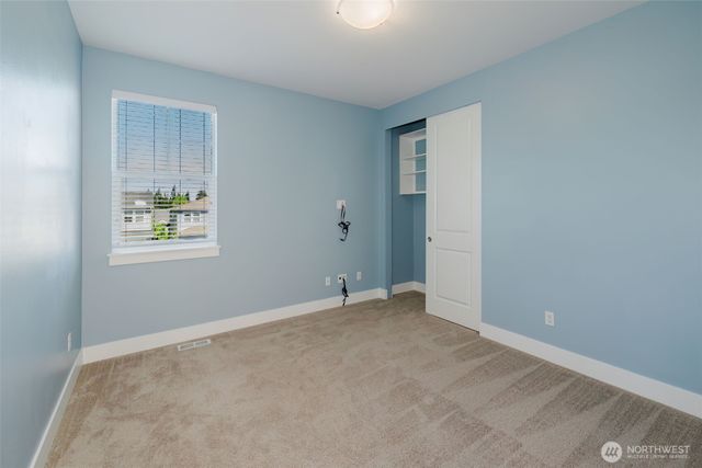 23621 SE 269th Court, Maple Valley, WA 98038