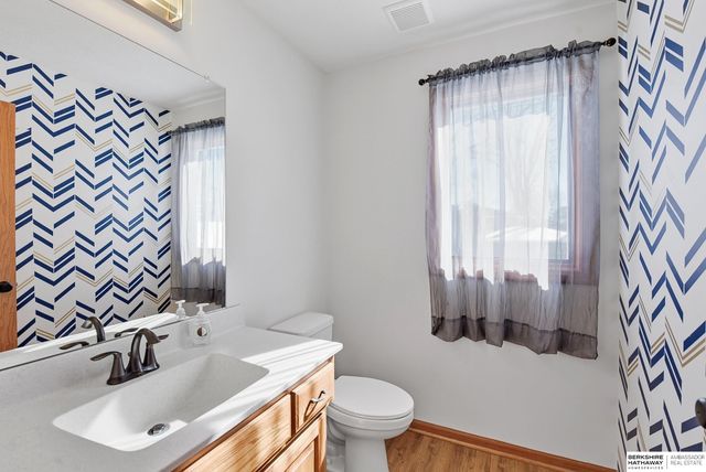 4702 Lakewood Drive, Blair, NE 68008