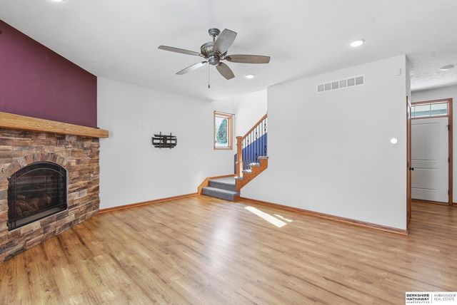 4702 Lakewood Drive, Blair, NE 68008