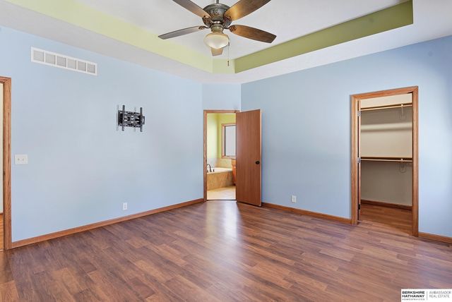 4702 Lakewood Drive, Blair, NE 68008