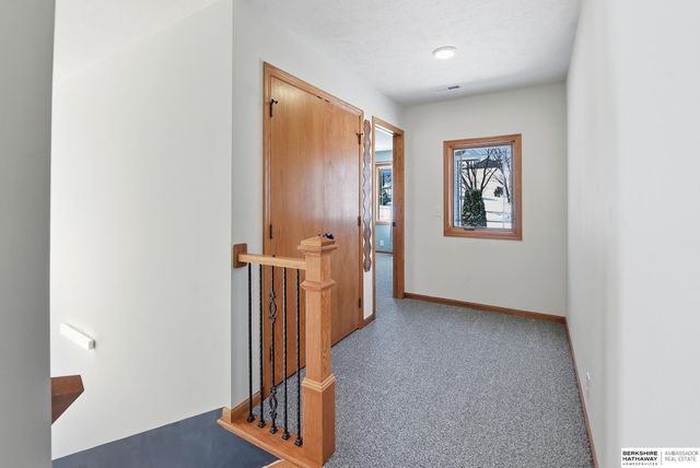 4702 Lakewood Drive, Blair, NE 68008