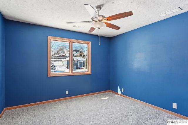 4702 Lakewood Drive, Blair, NE 68008