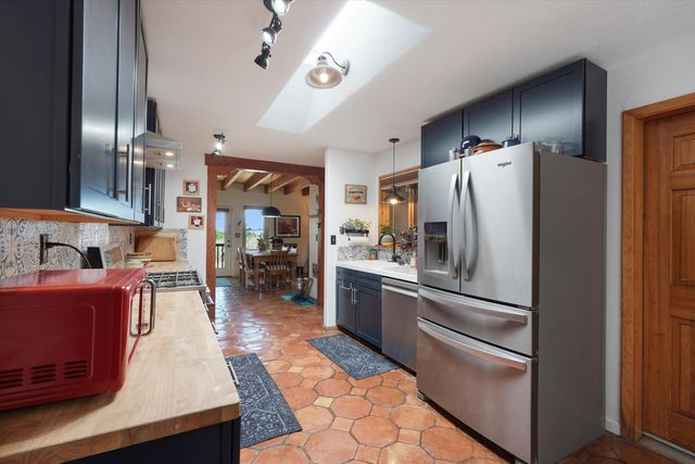 3 Moya Loop, Santa Fe, NM 87508