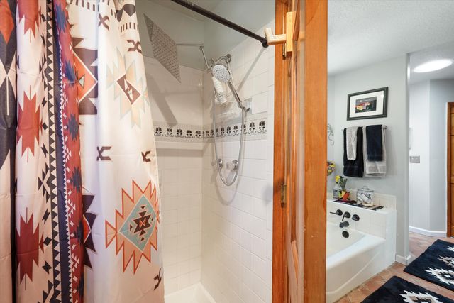 3 Moya Loop, Santa Fe, NM 87508