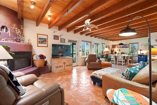 3 Moya Loop, Santa Fe, NM 87508