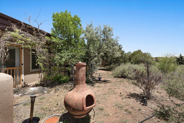 3 Moya Loop, Santa Fe, NM 87508