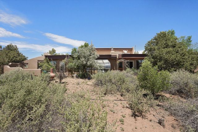 3 Moya Loop, Santa Fe, NM 87508