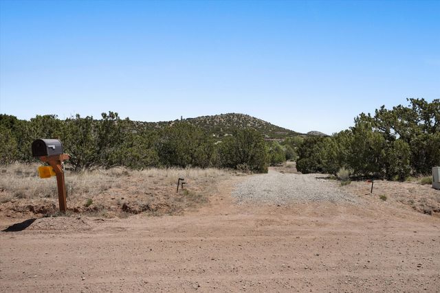 3 Moya Loop, Santa Fe, NM 87508