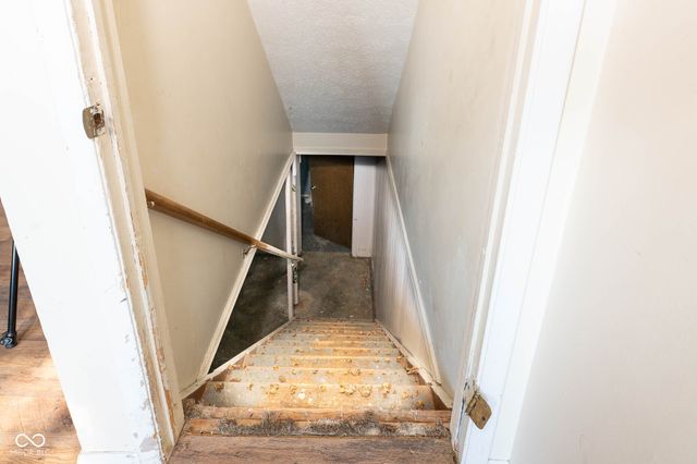 8158 Lima East Drive, Indianapolis, IN 46227