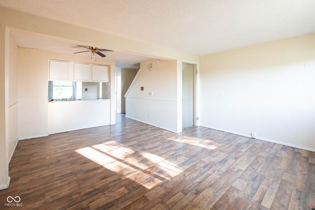 8158 Lima East Drive, Indianapolis, IN 46227