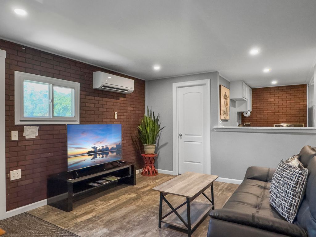 Image 24 of property listing at 163 Keans Neck Road, Seabrook, SC 29940