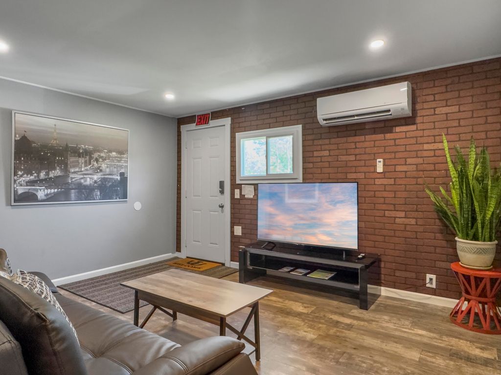 Image 26 of property listing at 163 Keans Neck Road, Seabrook, SC 29940