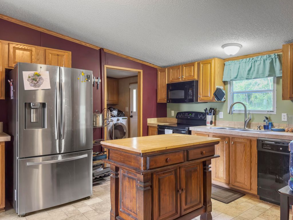 Image 42 of property listing at 163 Keans Neck Road, Seabrook, SC 29940