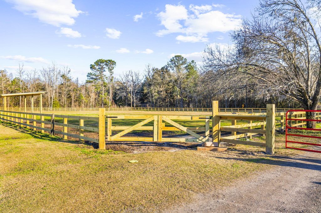 Image 54 of property listing at 163 Keans Neck Road, Seabrook, SC 29940