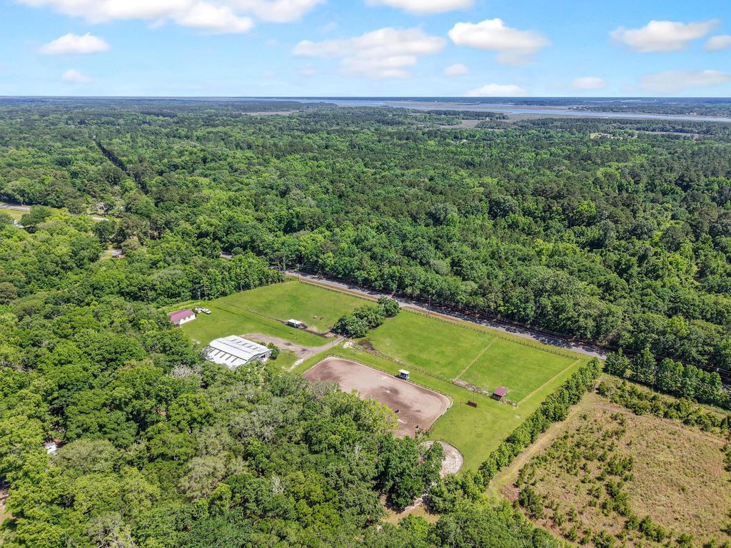 Image 62 of property listing at 163 Keans Neck Road, Seabrook, SC 29940