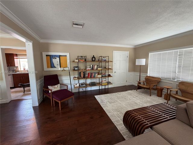 2892 S Le Jeune Road 2892, Coral Gables, FL 33134