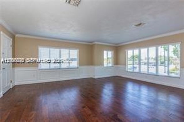2892 S Le Jeune Road 2892, Coral Gables, FL 33134